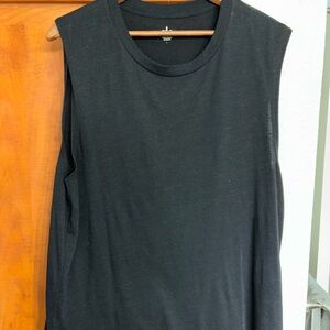 ALO Yoga Black Muscle Tee